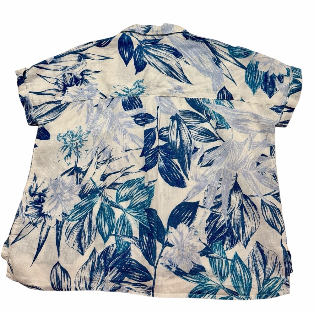 C&C California White Blue Linen Tropic Blouse Top Size M Tropical Camp Shirt - Picture 8 of 12